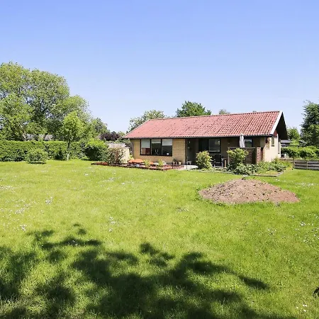 4 Star Holiday In Hyllinge Ferienhaus